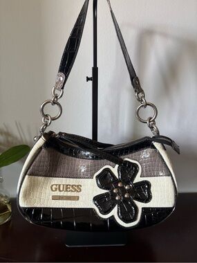 Y2K Guess Shoulder Bag